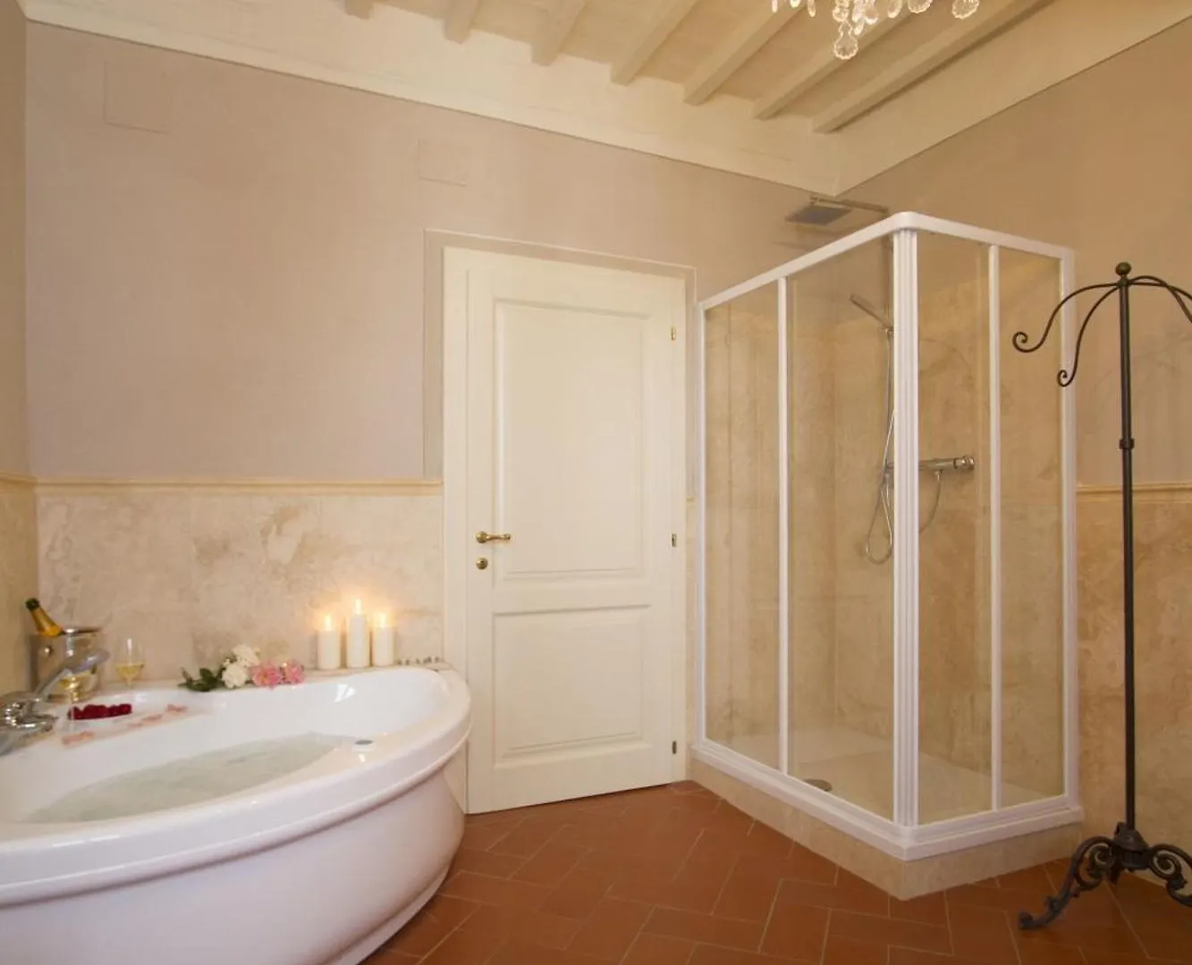 Cortona Suite 2*,  Itálie