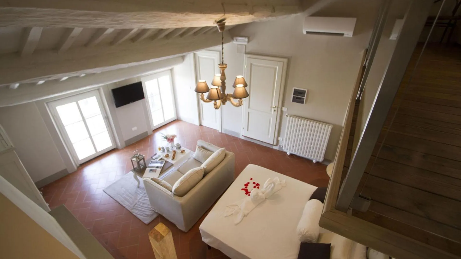 Cortona Suite