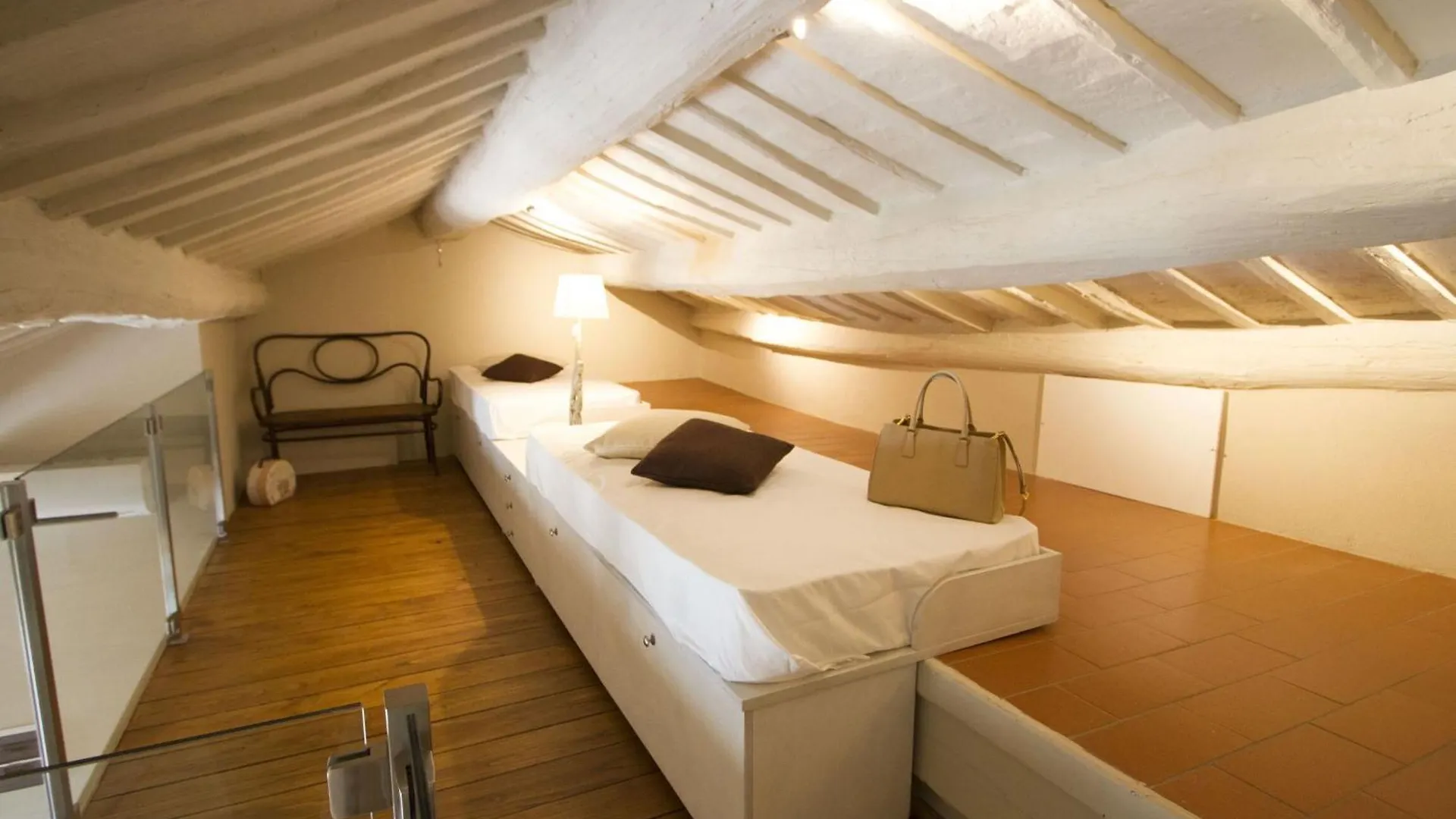 Cortona Suite 2*,